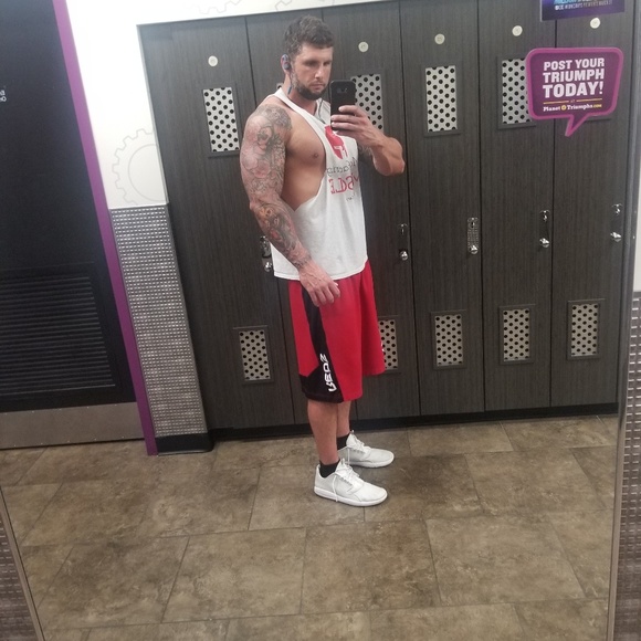 Meet your Posher, Danny - Picture 1 of 1